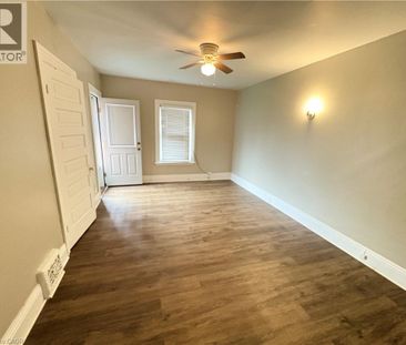 172 NELSON Street Unit# 2, Brantford, Ontario, N3S4B3 - Photo 2