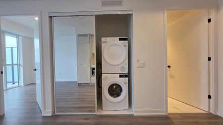 For Lease - 28 Interchange Way Unit# 3711, Vaughan, Ontario - Photo 2