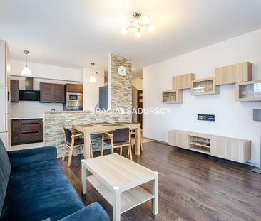 Zamknięte osiedle | 2 pok. | Balkon - Photo 2