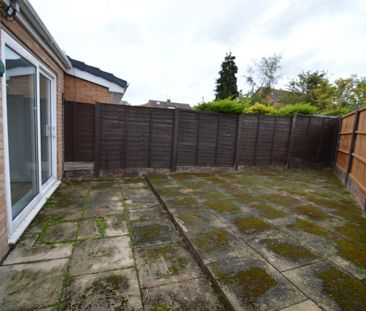 Holmlands Drive, Prenton, CH43 - Photo 2