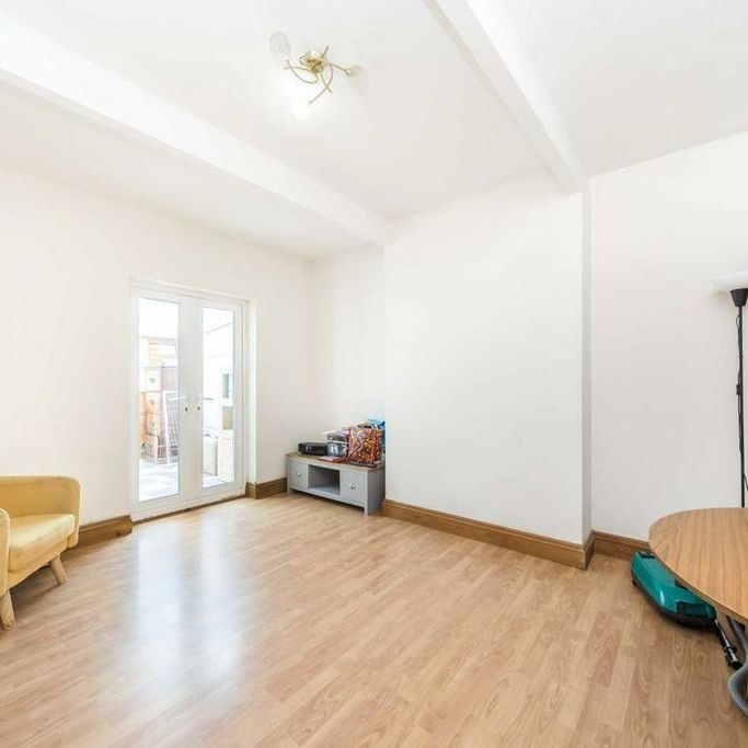 3 bedroom house to rent - Photo 1