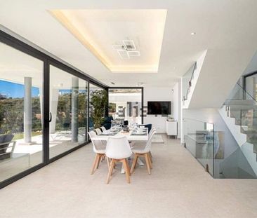 Alquiler de casa o chalet independiente en Calle Afrodita - Photo 1