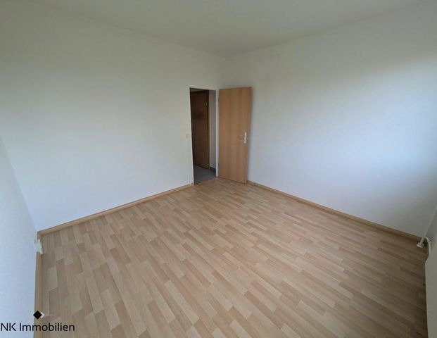 ++ freundliche Nachbarschaft - wunderschöne 3-Raum Wohnung - Balkon mit Ausblick ins Grüne ++ - Photo 1