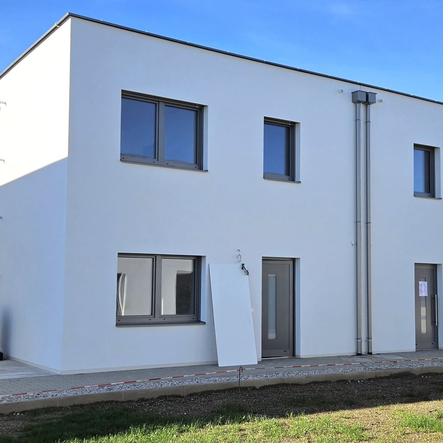 Traumhafte Doppelhaushälfte auf Eckgrundstück in Stob - Mietkaufoption - Photo 1