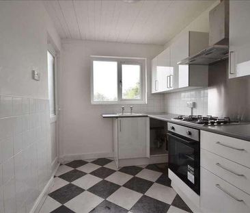 Gloucester Road, Chorley, PR7 - Photo 5