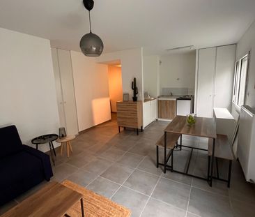 Location Appartement 1 pièce 37m² VILLEURBANNE 69100 - Photo 3