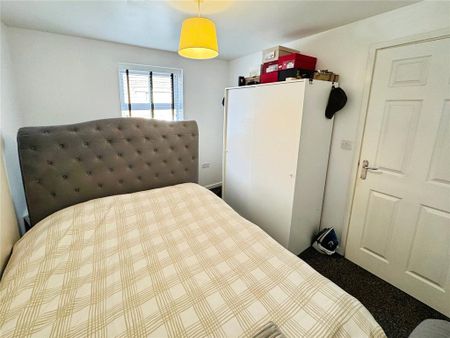 3 bedroom terraced house to rent - Photo 5