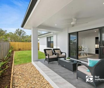 SIMPLEY STUNNING HOME with DUCTED AIR-CONDTIONING - RENT INCREASING... - Photo 6