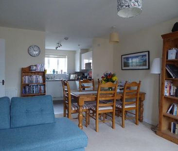 2 bedroom apartment to rent - Photo 6