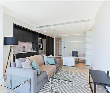 Studio flat to let in Charrington Tower, London E14 - Photo 2