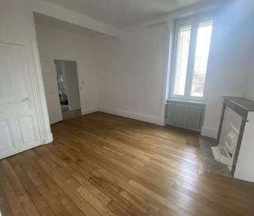 Location Appartement 3 pièces 95m² LE CREUSOT 71200 - Photo 1