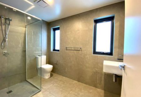 Modern 2 bedroom apartment - Photo 3