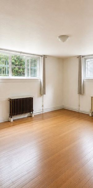 1116 Pendrell Street apartment — Vancouver, BC (1-Bedroom) - 1 Bedroom - Photo 1