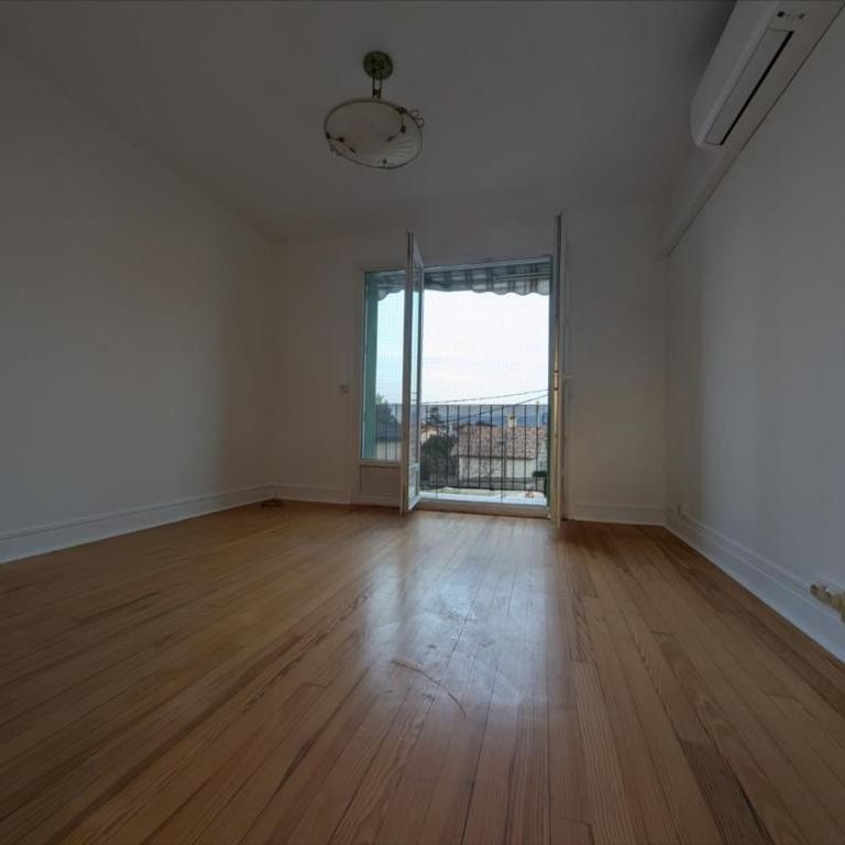 Appartement de type 3 proche commodités Valence - Photo 1