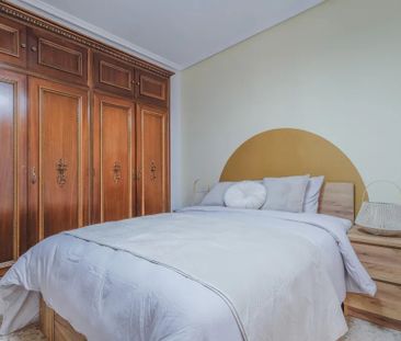 Plaça de Bisbe Benlloch, Torrent, Valencian Community 46900 - Photo 5