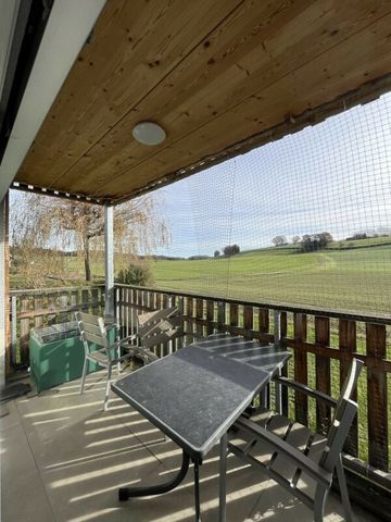 POSAT (FR) - 3.5 pièces au rez-de-chaussée sup. - Photo 3