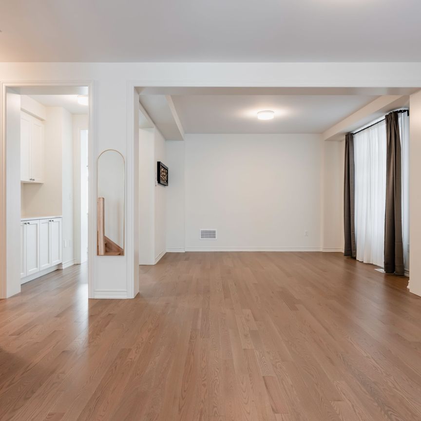 For Lease - 48 Sparrow Way, Adjala-Tosorontio, Ontario - Photo 1