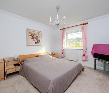 5 bedroom townhouse to rent - Photo 1