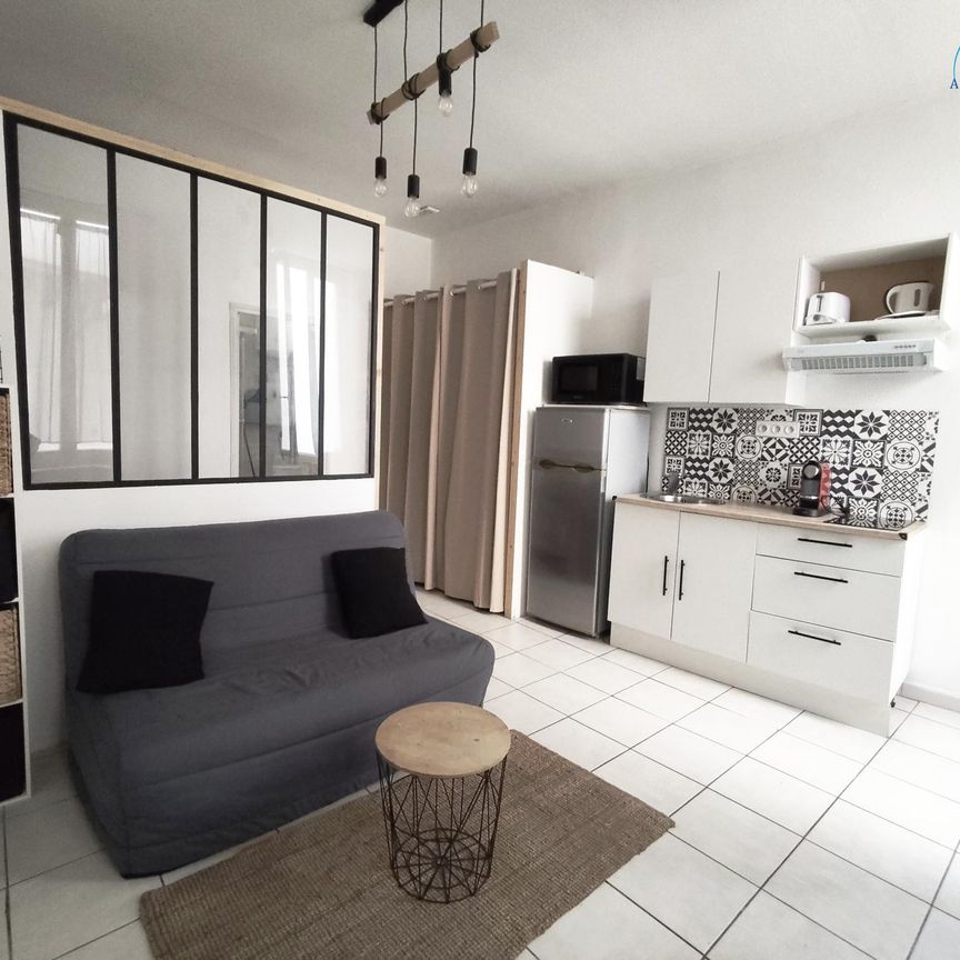Location Appartement 1 pièce 23m² MARSEILLE 7ème - Photo 1