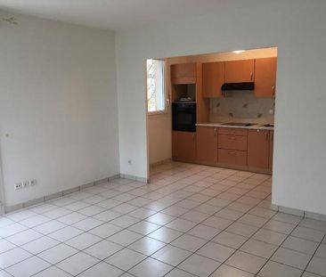 Location Appartement 2 pièces 50m² TOURS 37200 - Photo 3