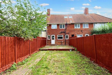 2 bedroom terraced house to rent - Photo 2