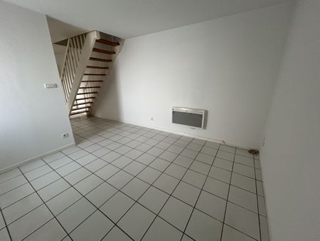 Location Appartement 3 pièces 56m² HAGETMAU 40700 - Photo 4