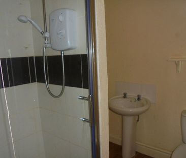 1 bed First Floor Flat/Apartment, - Photo 3