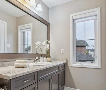 For Lease - 2 Stedford Crescent, Brampton, Ontario - Photo 2