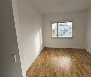 Genuagatan, Västerås - Photo 1