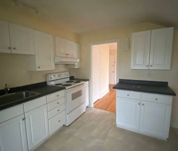 Spacious 2 Bedroom Apt in nice 7 Unit Building in Dartmouth! - Photo 6