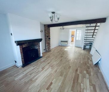 2 bedroom terraced house to rent - Photo 1