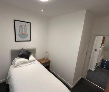1 bedroom in a house share to rent - Photo 6
