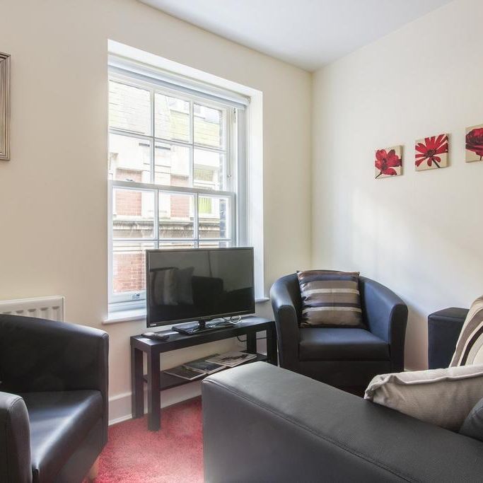 2 bedroom flat to rent - Photo 1