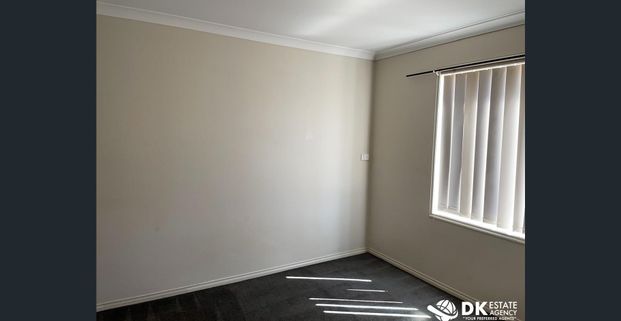 Ideal Family Home in Melton South - Photo 1