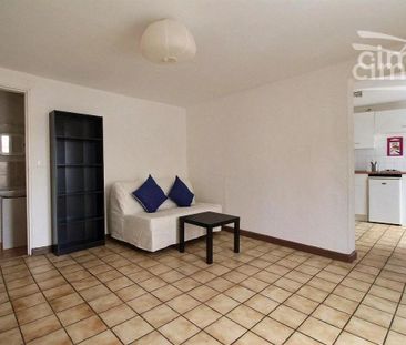 A LOUER, Corbeil-Essonnes, Rive Droite, STUDIO meublé de 28m² avec ... - Photo 1