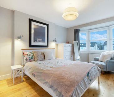 4 bedroom semi-detached house to rent - Photo 6