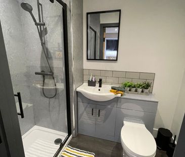 Flat 13, Commercial Point, NG9 2NG, NOTTINGHAM - Photo 5