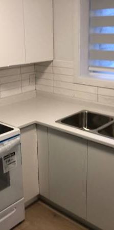 Beautiful new 1BR basement - Photo 1