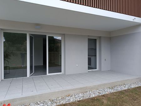 Location Appartement 4 pièces 83m² - Photo 5