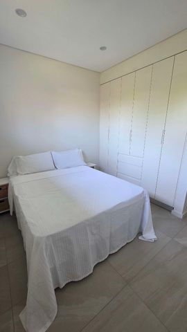 Beverly Hills - Photo 3