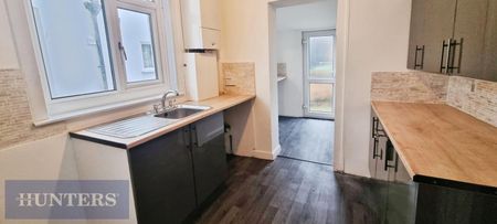 3 bedroom House To Let - Photo 4