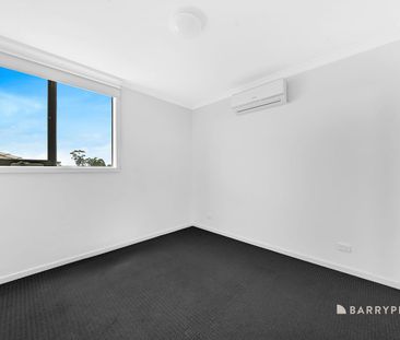 Modern Townhouse Living with Space, Style & Outdoor Appeal - Photo 6