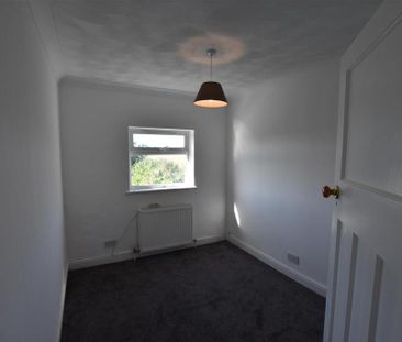 3 bedroom detached house to rent - Photo 6