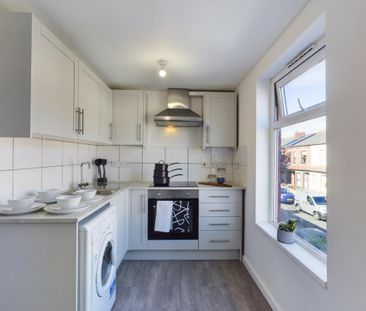 1 bedroom in a house share to rent - Photo 5