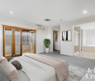 126 Belmore Road, Balwyn - Photo 2