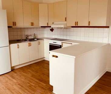 Kvarnvägen, Surte - Photo 1
