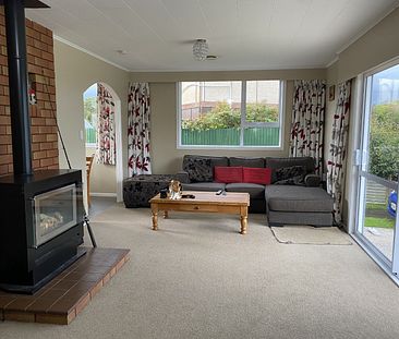 21 Castle Street, Eltham - Photo 1