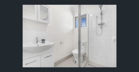 ELEGANT REFURBISHED STUDIO IN BANYO - Photo 2