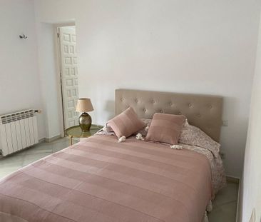 4 bedroom luxury Villa for rent in San Pedro de Alcántara, Spain - Photo 3