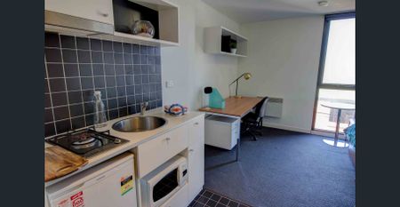 Melbourne Student House - Large Studio Apartment - Photo 3